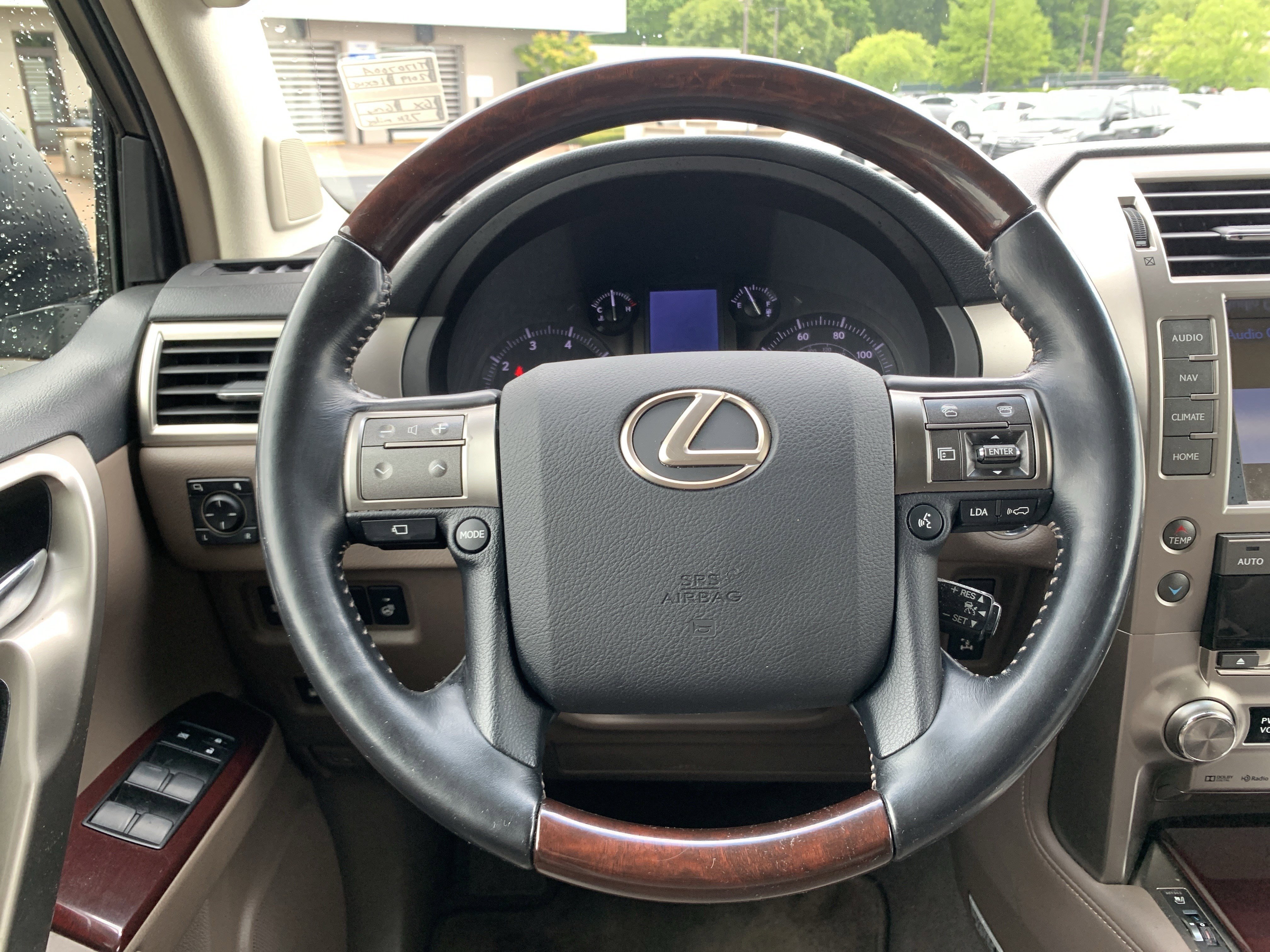 Used 2019 Lexus GX 460 Luxury AWD/4WD image 18