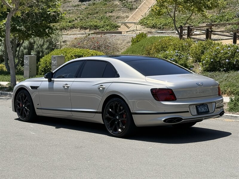 Used 2023 Bentley Flying Spur S V8 AWD/4WD image 5