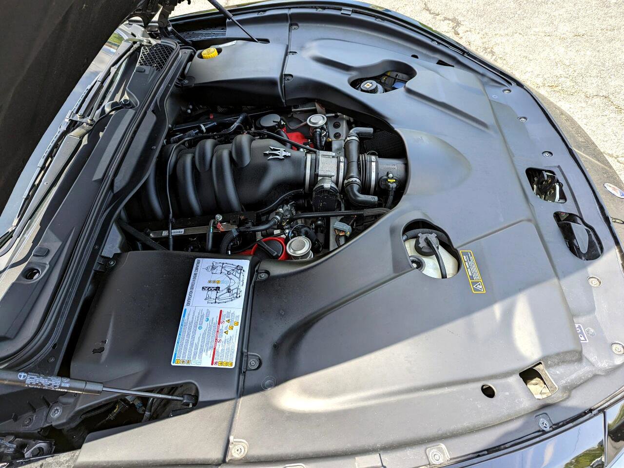 Used 2011 Maserati GranTurismo Convertible image 35