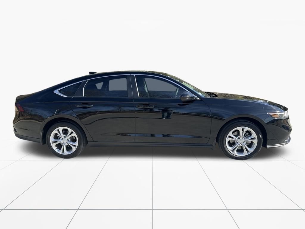 Used 2024 Honda Accord LX image 10