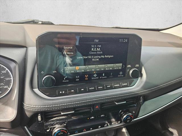 Used 2023 Nissan Rogue SL w/ SL Premium Package image 18