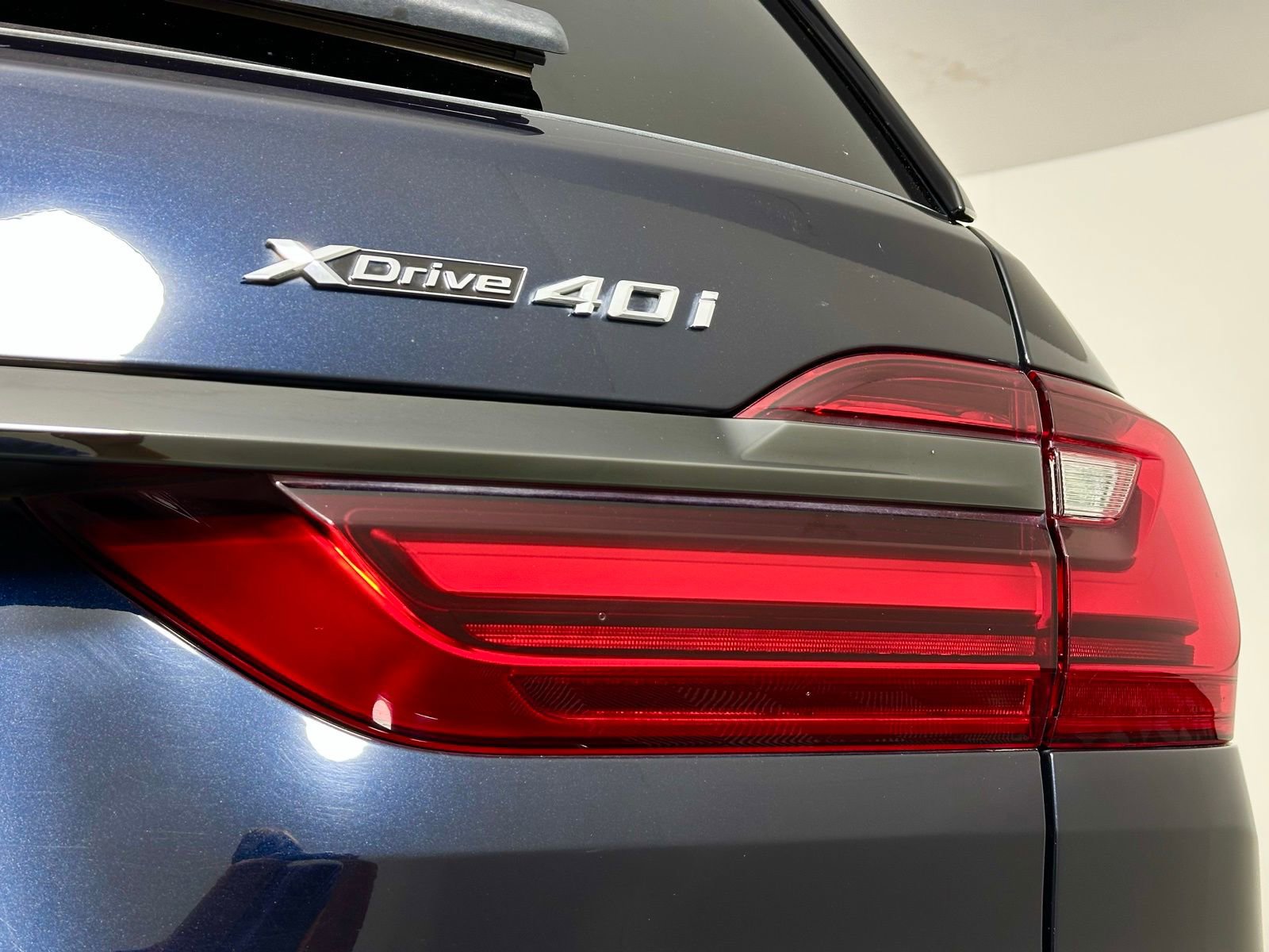 Used 2020 BMW X7 xDrive40i w/ M Sport Package image 16