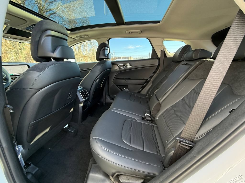 New 2026 Kia Sportage SX AWD/4WD image 25