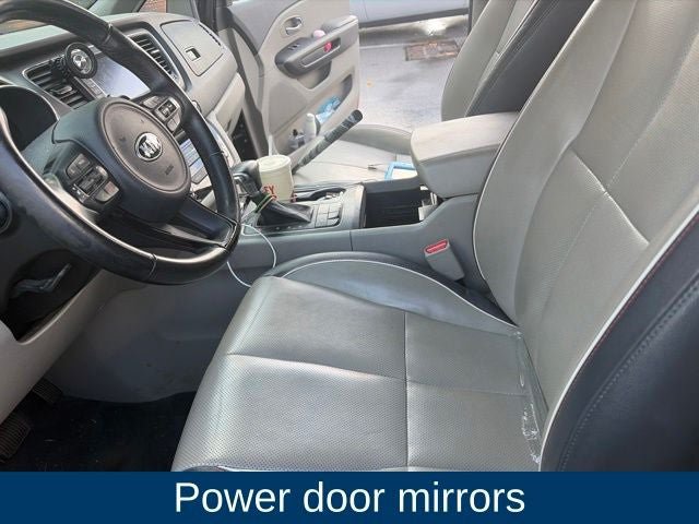 Used 2017 Kia Sedona LX w/ LX Essentials Premium Package FWD image 19