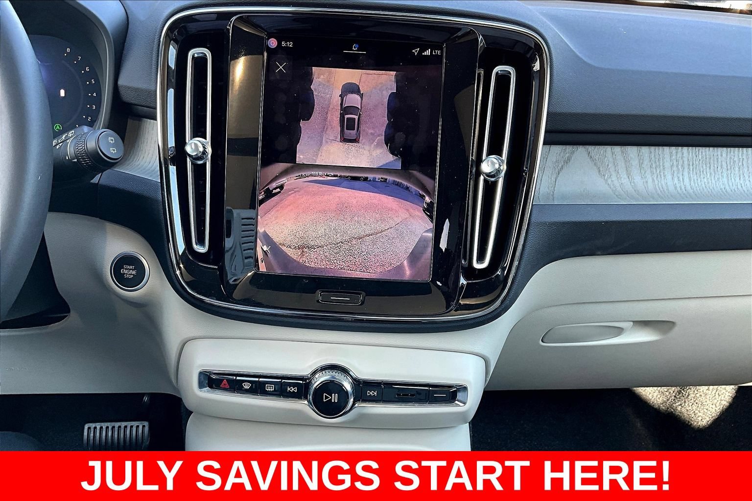 Used 2026 Volvo XC40 B5 Plus AWD/4WD image 18