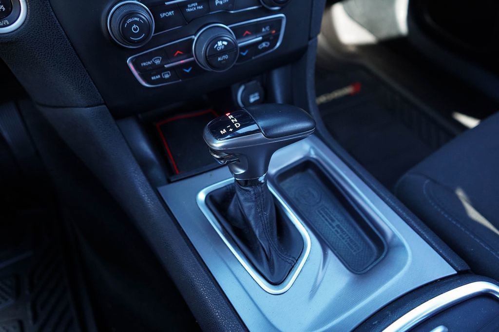 Used 2019 Dodge Charger R/T RWD image 31
