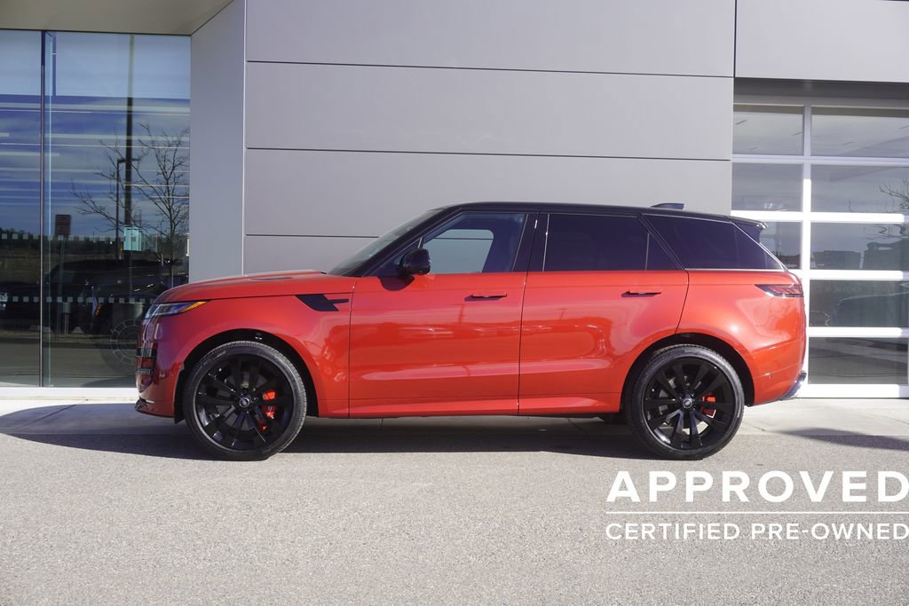 Used 2025 Land Rover Range Rover Sport Dynamic SE image 8
