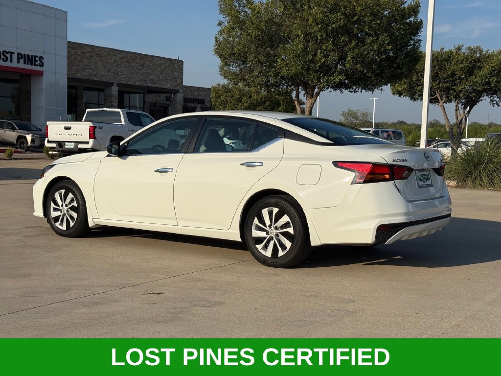 Used 2024 Nissan Altima 2.5 S FWD image 3