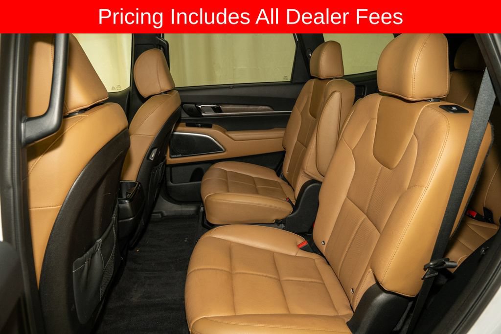 Used 2022 Kia Telluride SX w/ Nightfall Edition Package AWD/4WD image 9
