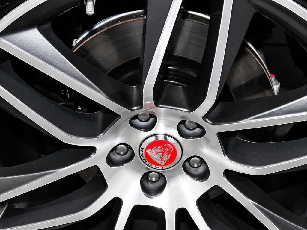 Used 2021 Jaguar F-TYPE R-Dynamic AWD/4WD image 70