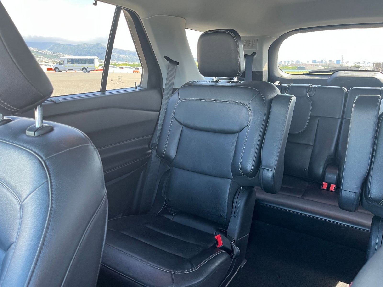 Used 2023 Ford Explorer Limited image 44