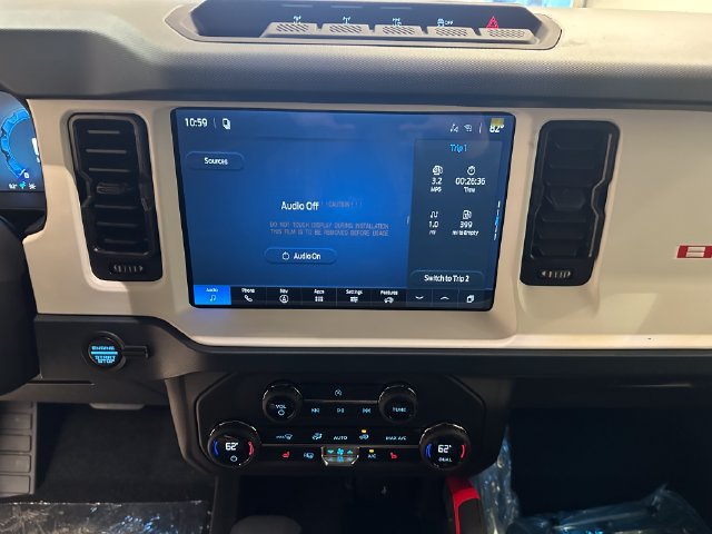 New 2026 Ford Bronco Heritage Edition AWD/4WD image 11