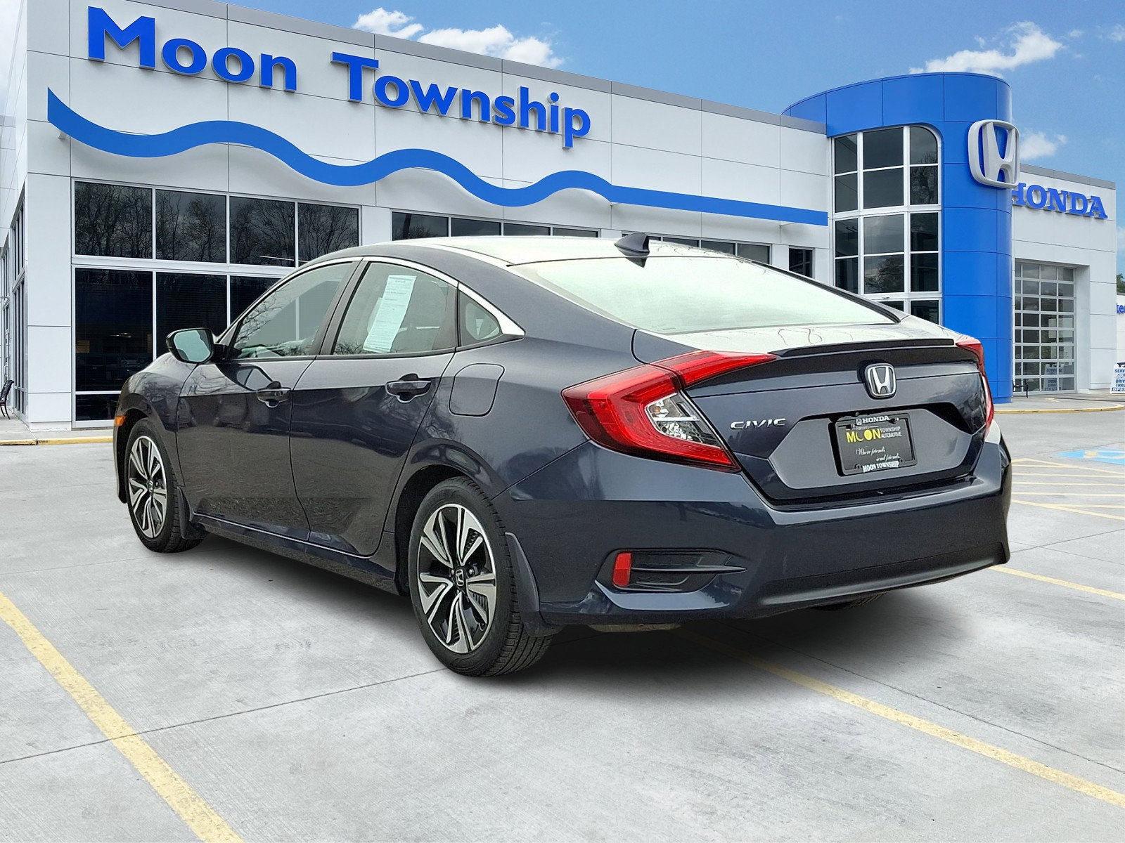 Used 2017 Honda Civic EX-L image 4