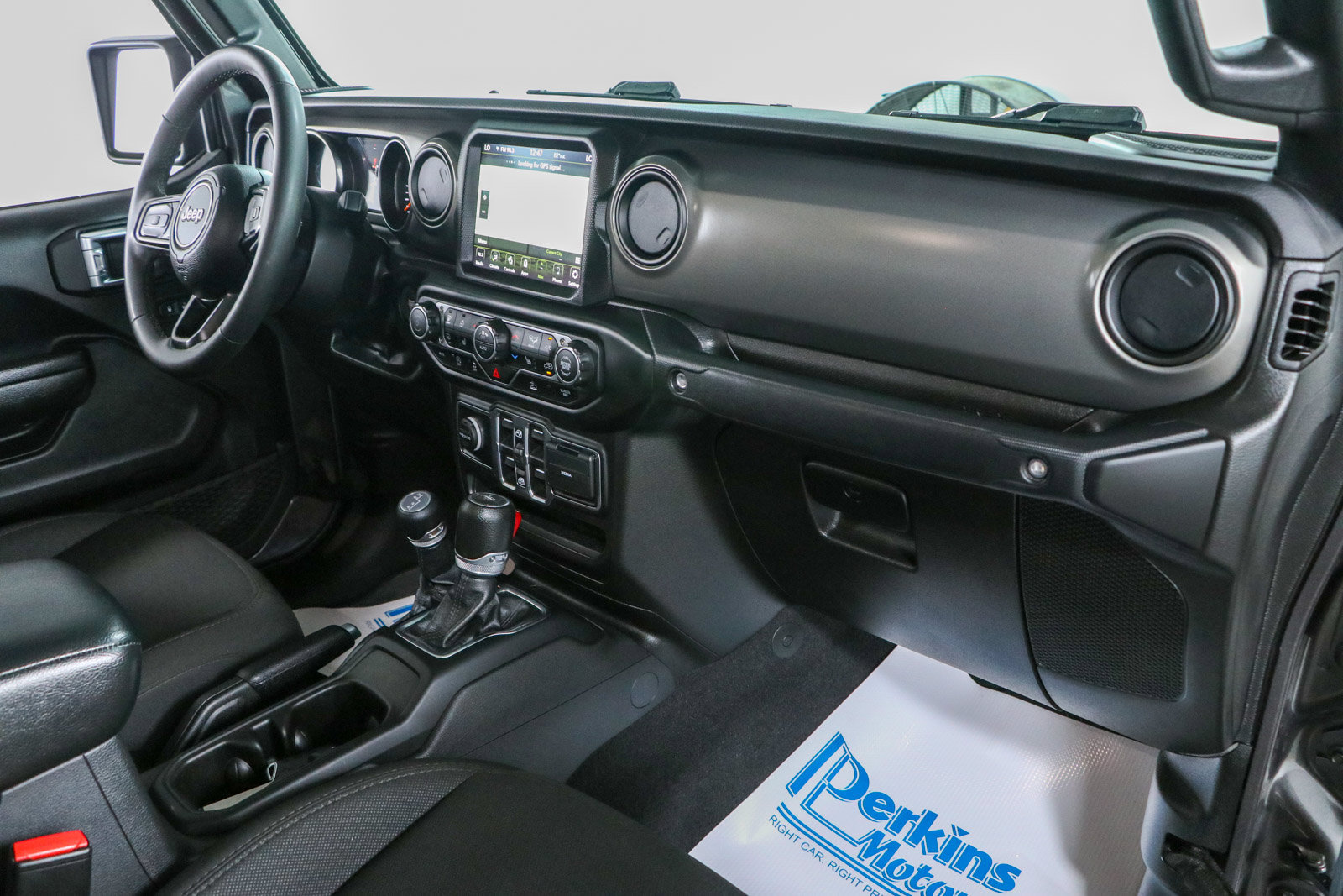 Used 2023 Jeep Gladiator Sport AWD/4WD image 26