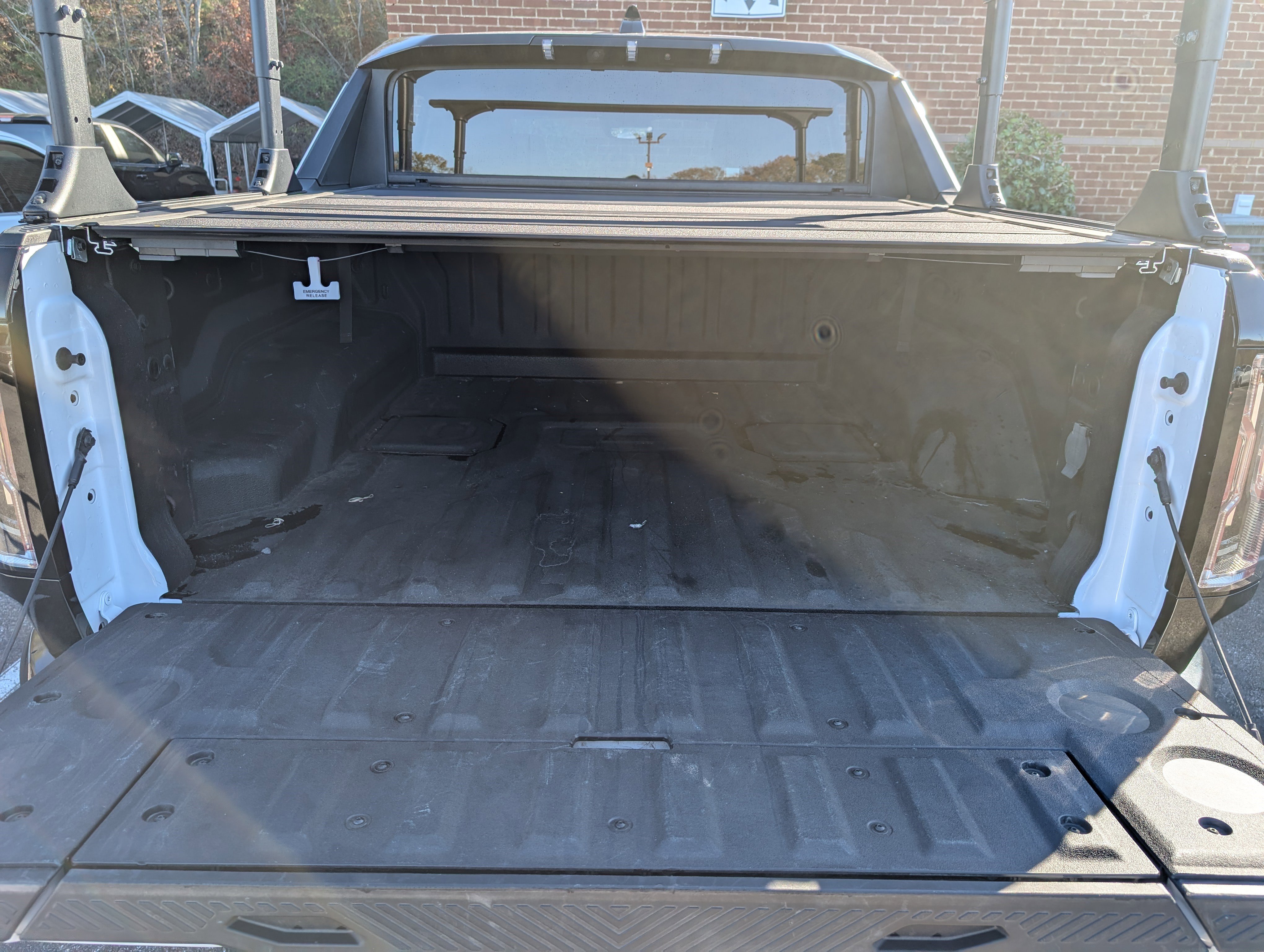 Used 2024 GMC Hummer EV 2X image 19