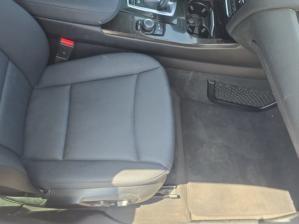 Used 2017 BMW X3 sDrive28i RWD image 10