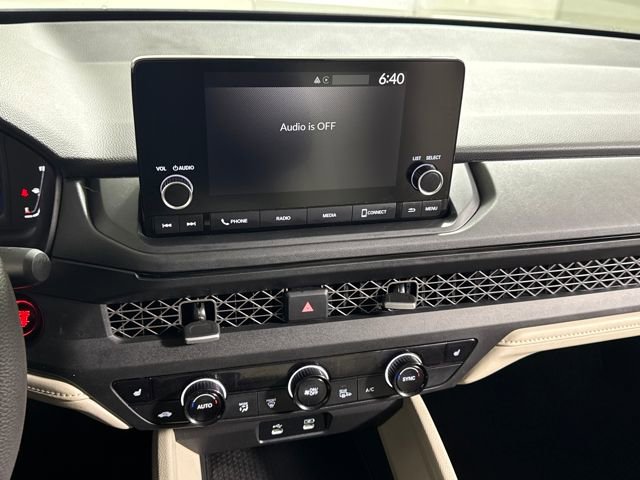 Used 2025 Honda Accord SE image 32