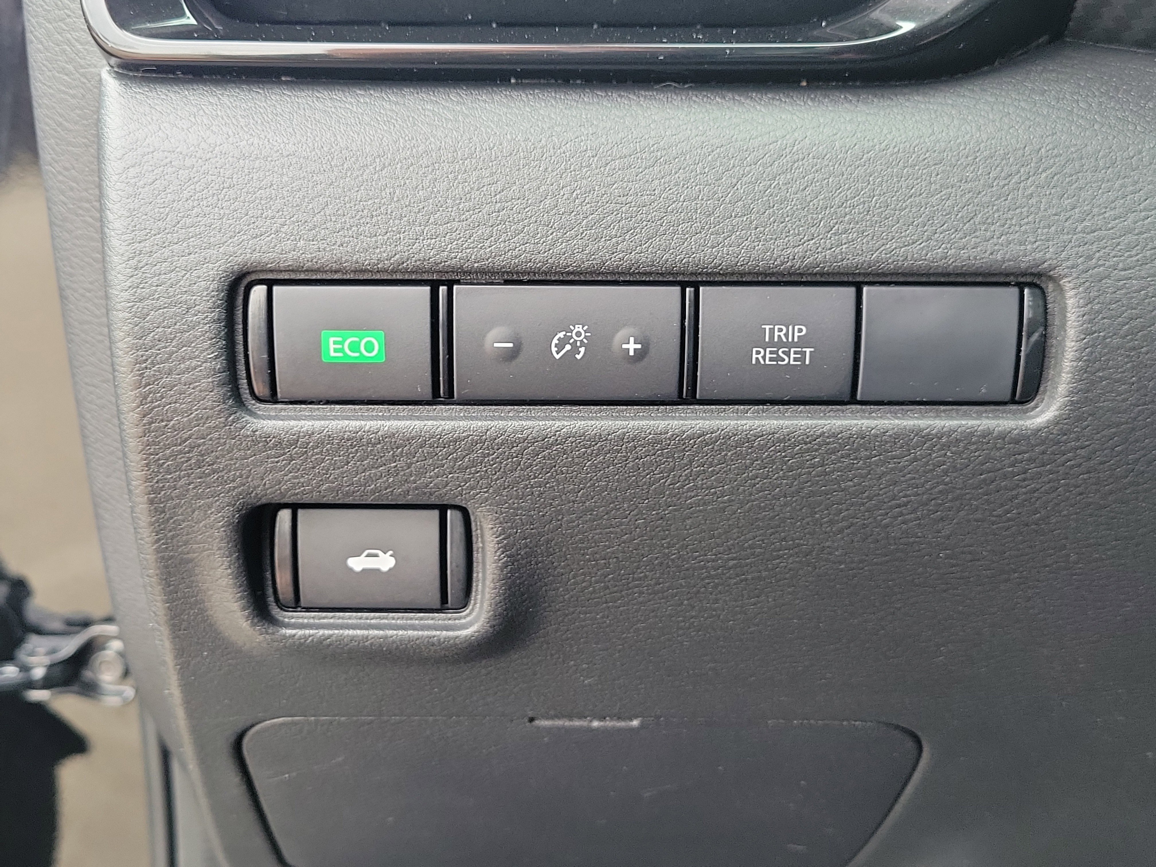 Used 2020 Nissan Sentra SR image 19