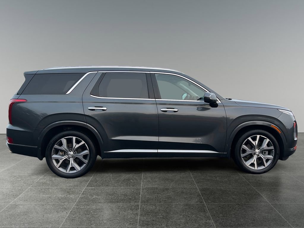 Certified 2022 Hyundai Palisade Limited w/ Winter Package image 9