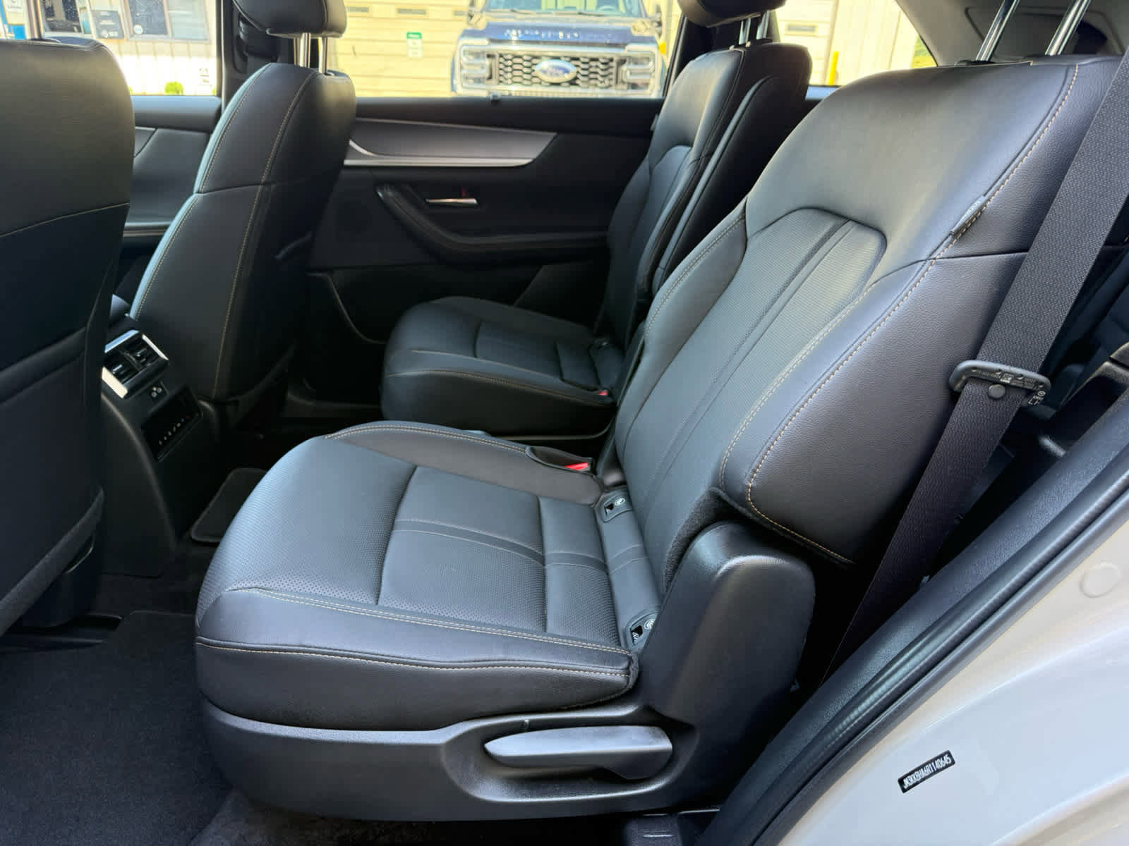 Used 2024 MAZDA CX-90 Plug-In Hybrid w/ Preferred AWD/4WD image 5