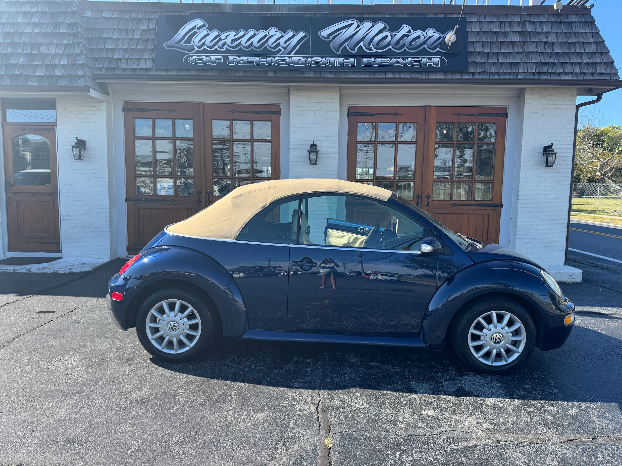 Used 2005 Volkswagen Beetle GLS FWD image 1
