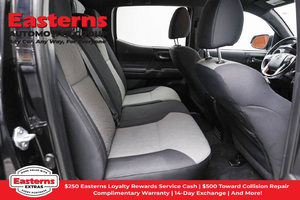 Used 2021 Toyota Tacoma TRD Off-Road AWD/4WD image 26