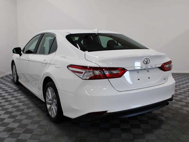 Certified 2019 Toyota Camry LE FWD image 4