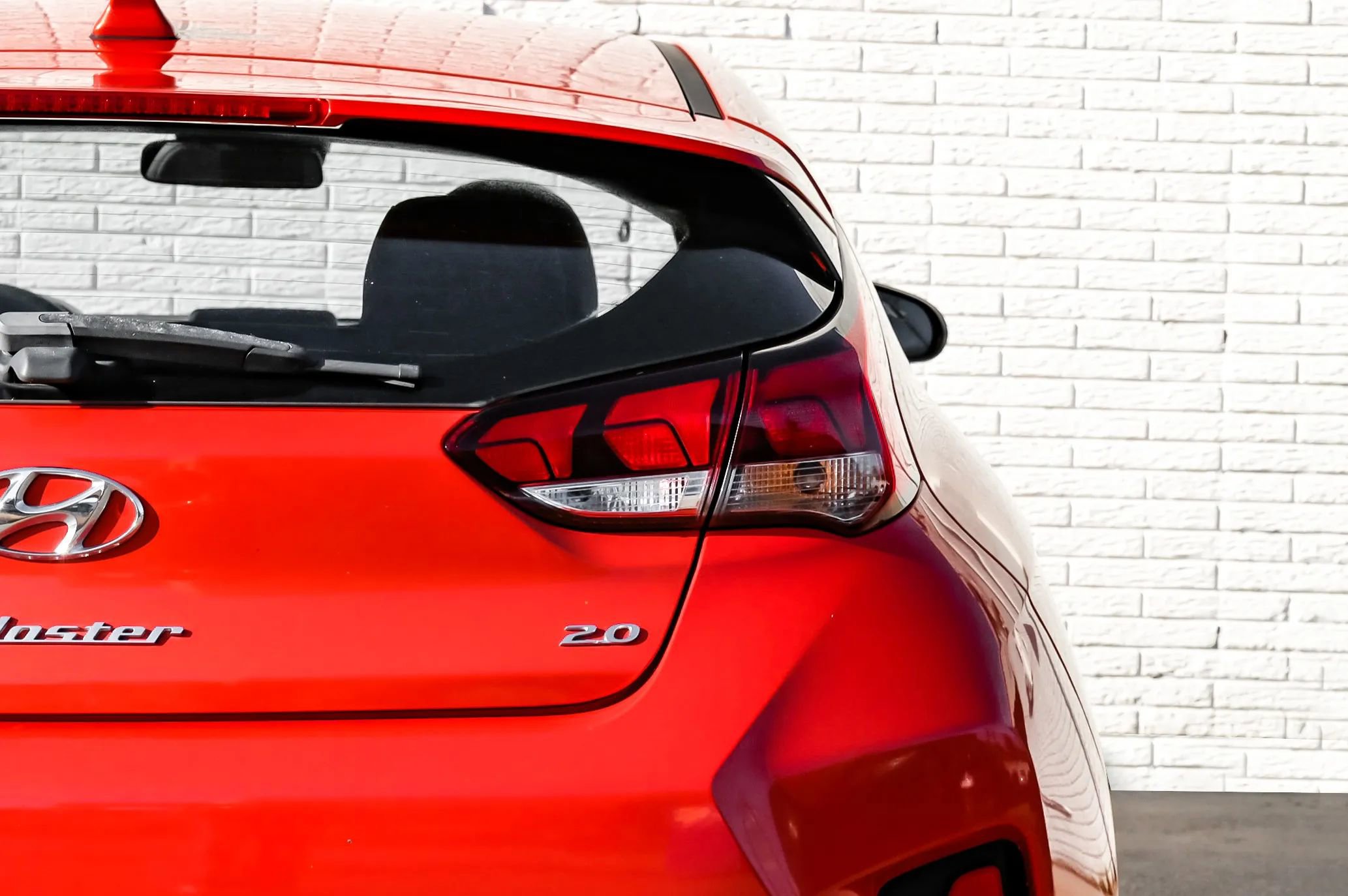 Used 2020 Hyundai Veloster 2.0 FWD image 33