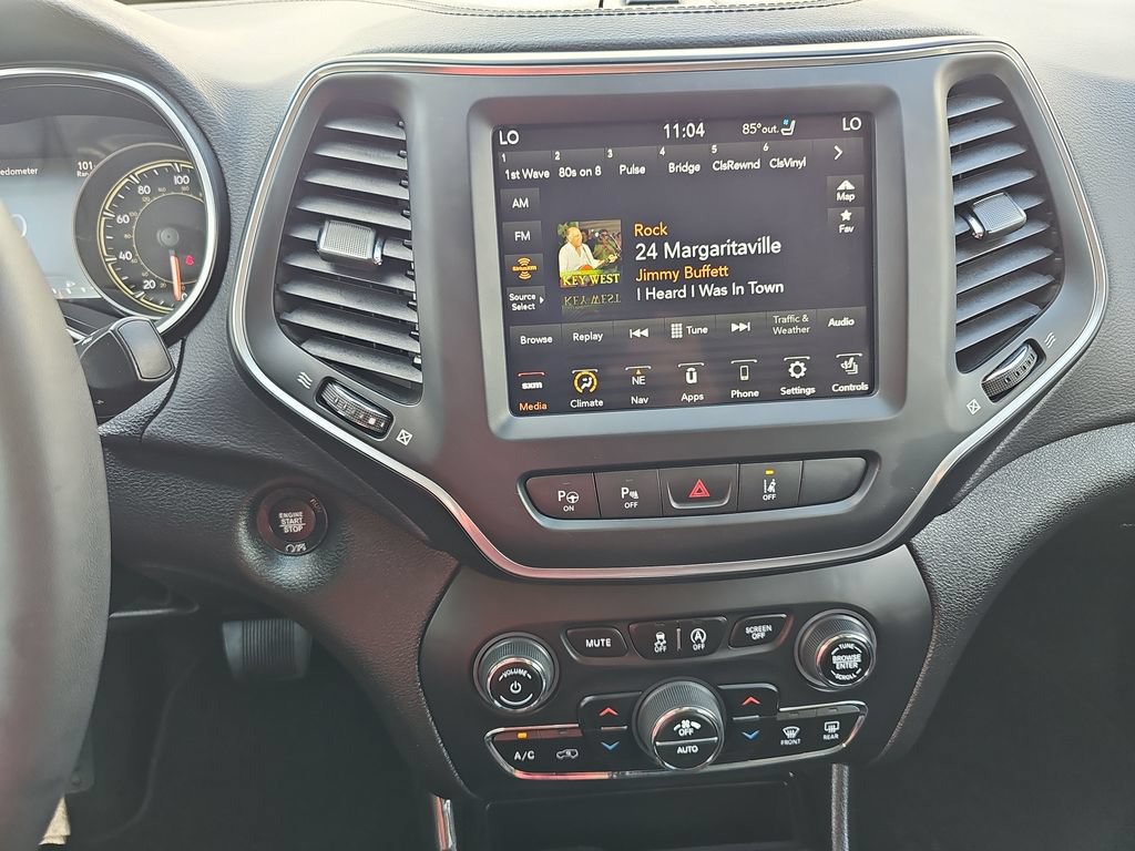 Used 2023 Jeep Cherokee Altitude Lux w/ Lux Elite Package AWD/4WD image 14
