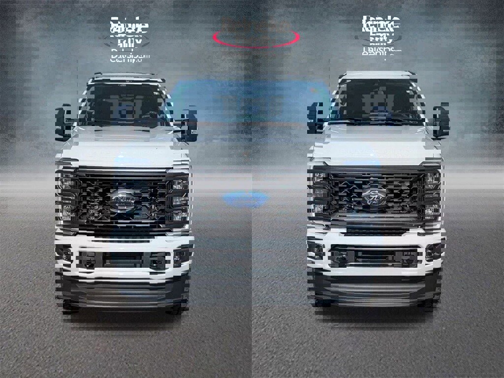 New 2026 Ford F250 XL image 2