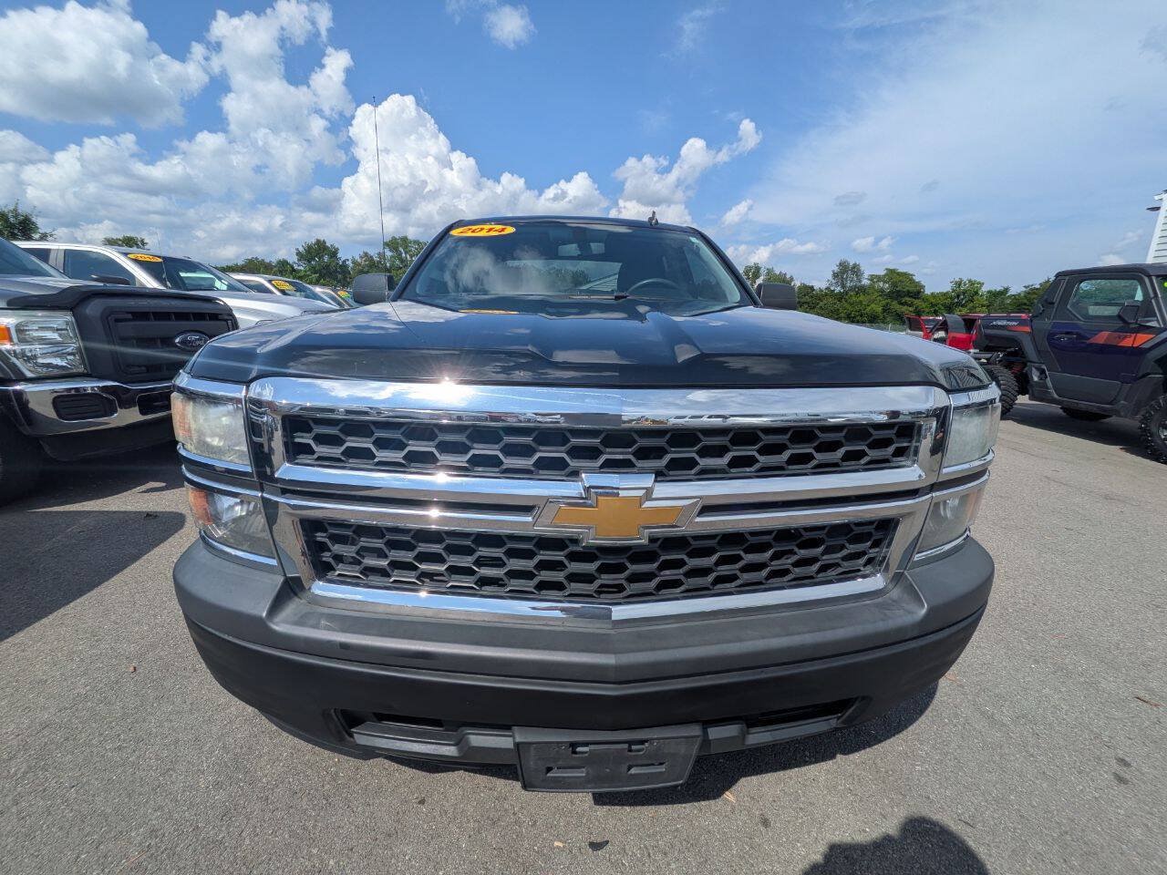 Used 2014 Chevrolet Silverado 1500 W/T w/ Trailering Package AWD/4WD image 4