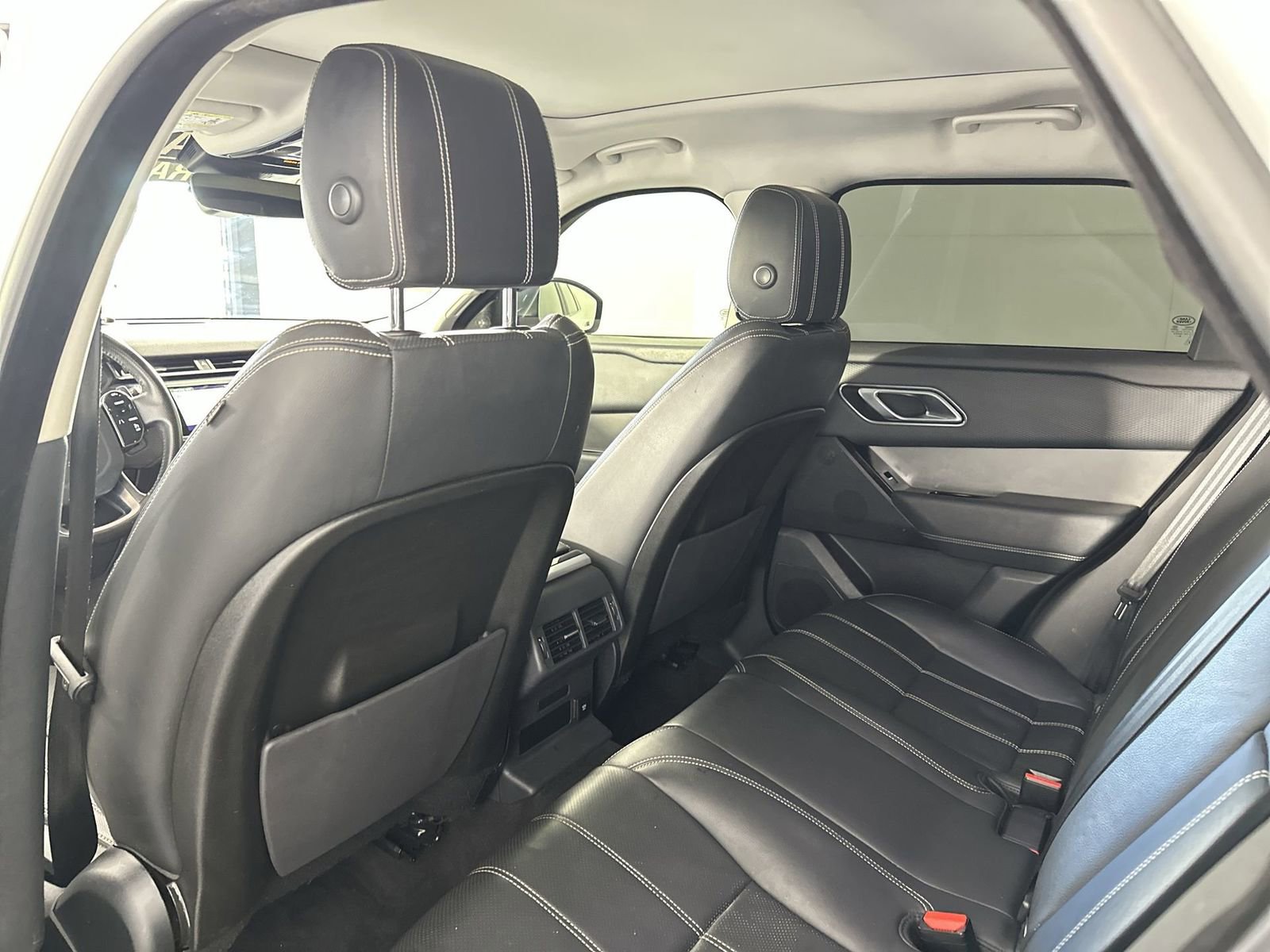 Used 2019 Land Rover Range Rover Velar S image 24