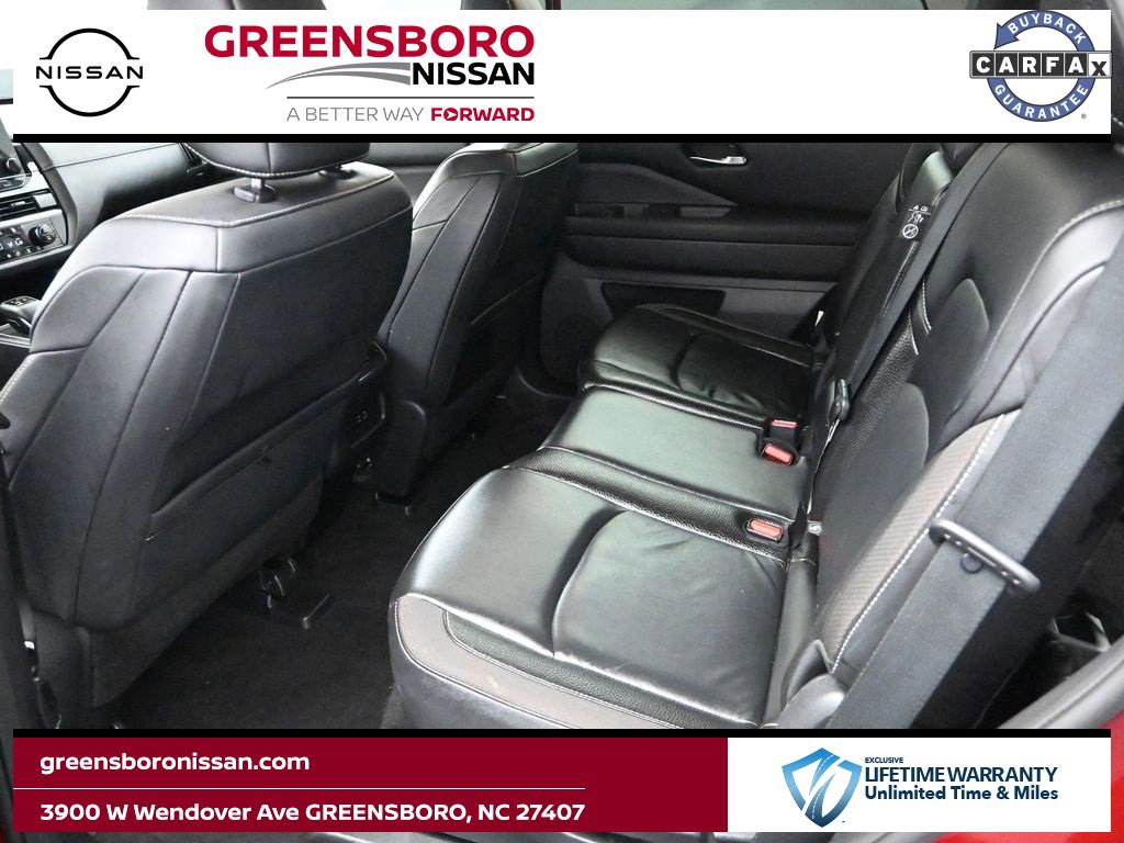 Used 2022 Nissan Pathfinder SL image 12