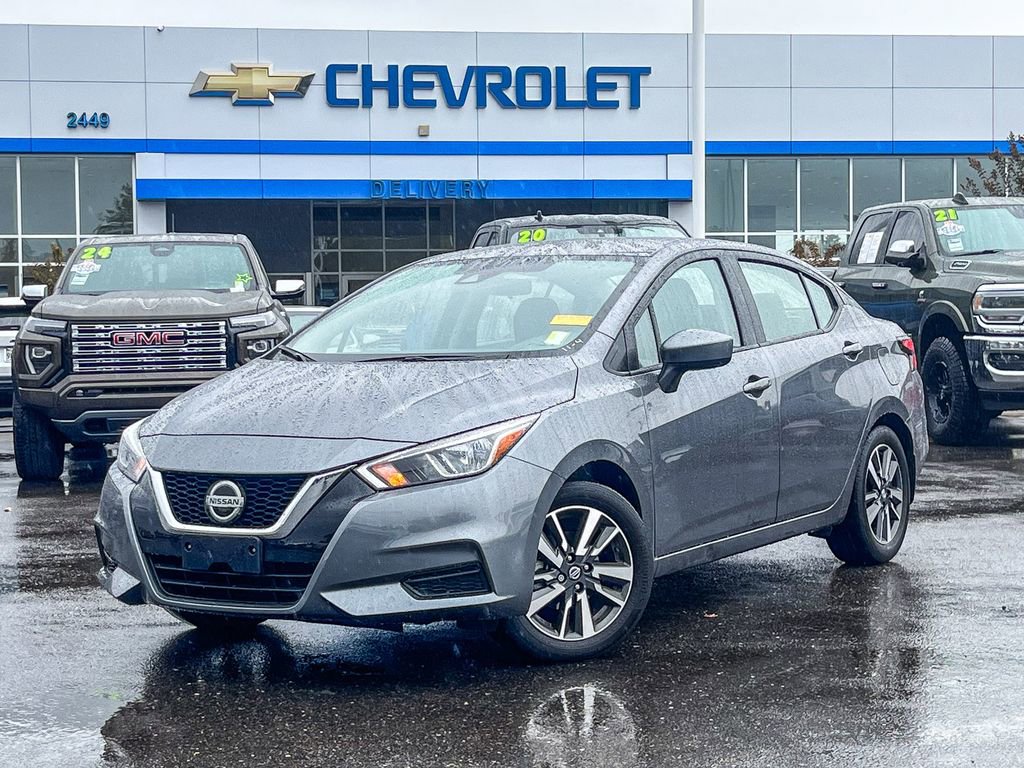 Used 2022 Nissan Versa SV w/ Trunk Package