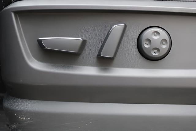 Used 2026 Nissan Armada PRO-4X image 15