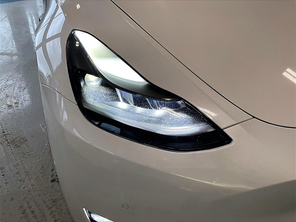 Used 2022 Tesla Model Y Performance image 29