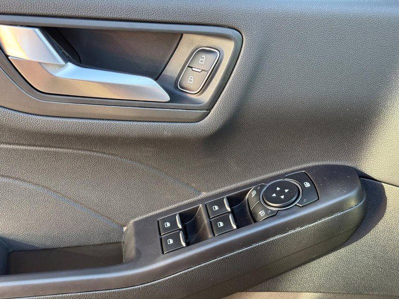 New 2026 Ford Escape SE image 19