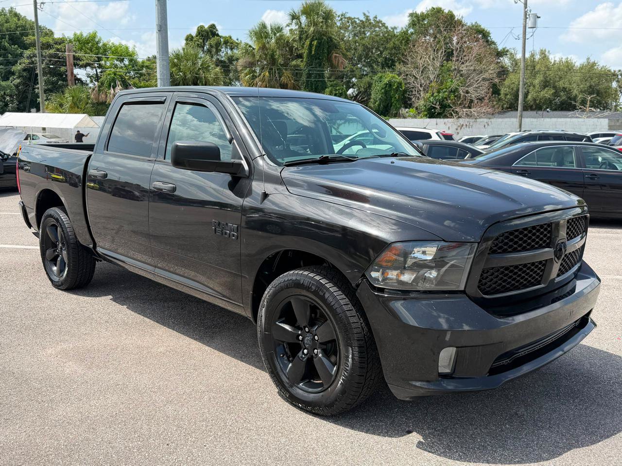 Used 2016 RAM 1500 Express w/ Black Ram 1500 Express Group AWD/4WD image 3