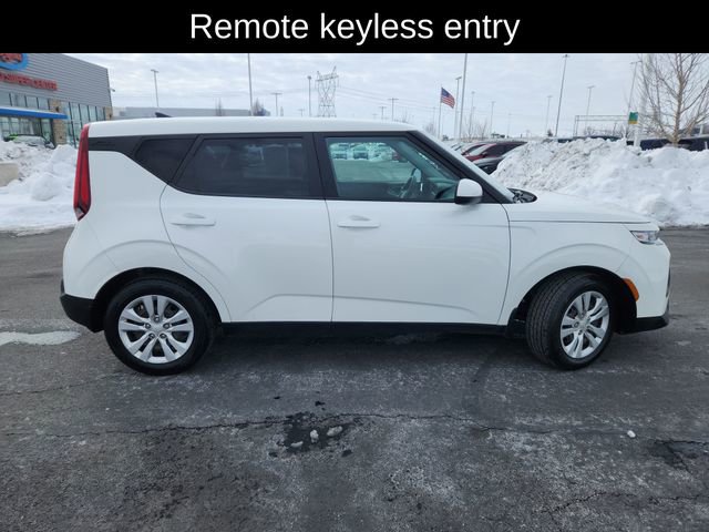 Used 2021 Kia Soul LX image 12