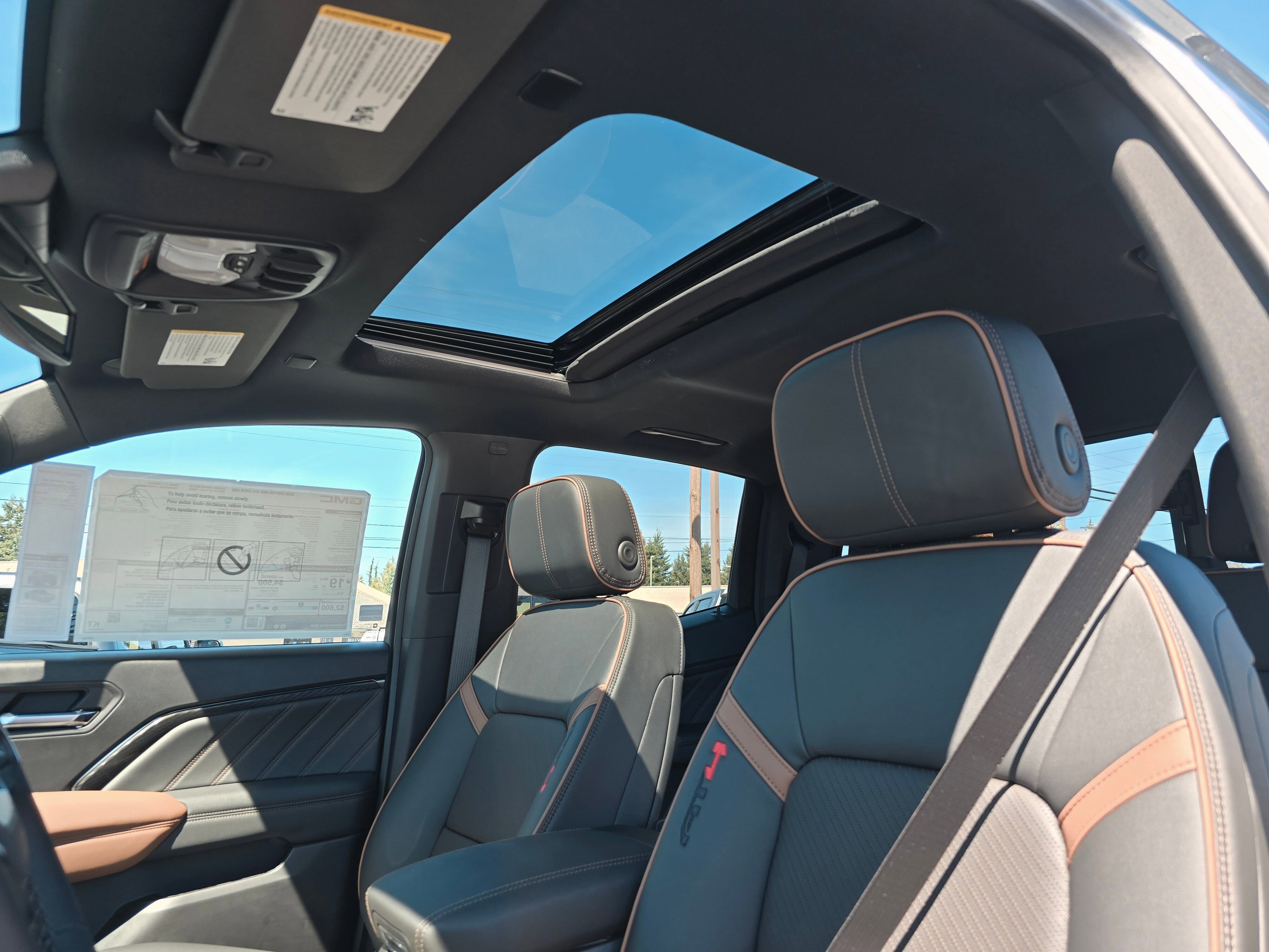 New 2026 GMC Canyon AT4 w/ Technology Plus Package image 17