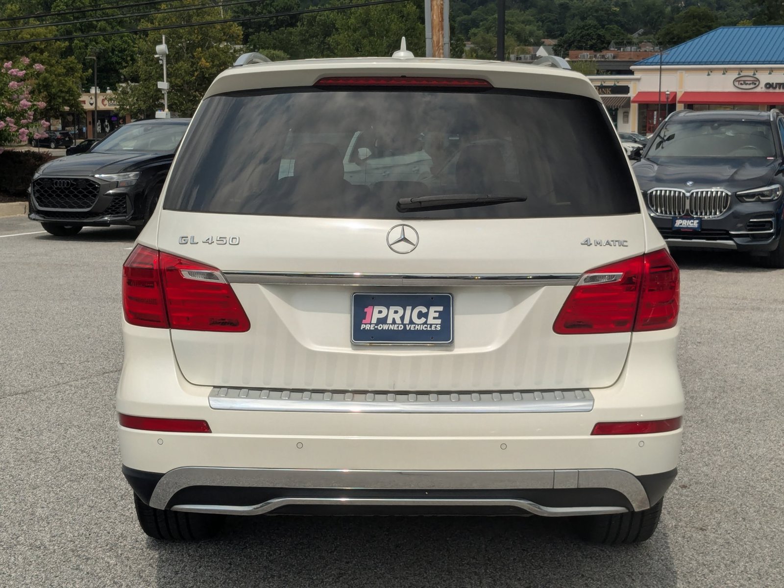 Used 2014 Mercedes-Benz GL 450 4MATIC image 12