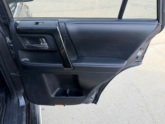 Used 2019 Toyota 4Runner TRD Off-Road Premium image 32