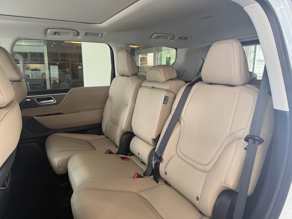 New 2026 INFINITI QX80 Pure RWD image 25