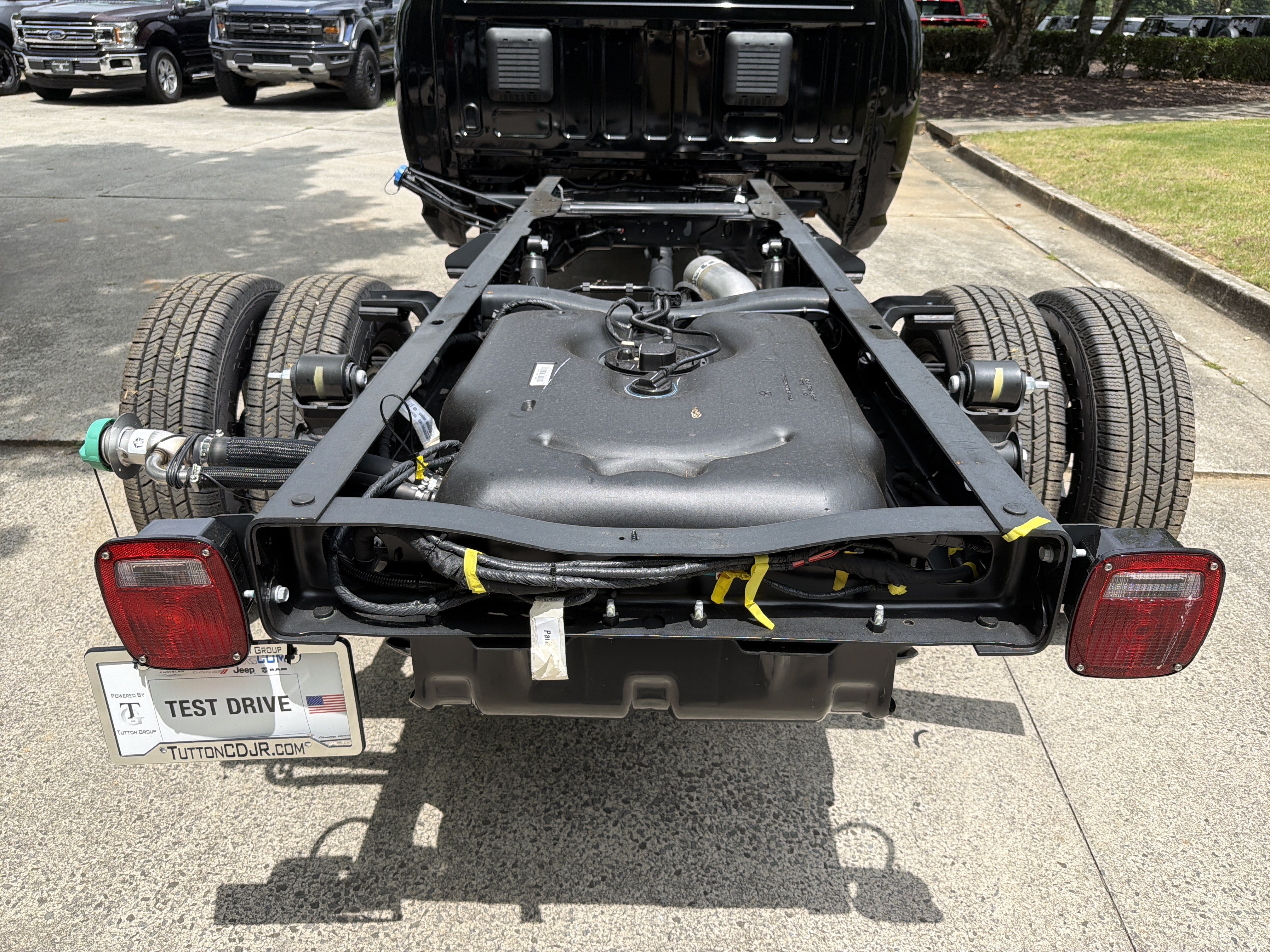 New 2026 RAM 3500 Tradesman AWD/4WD image 17