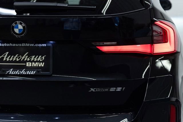 New 2026 BMW X1 xDrive28i AWD/4WD image 11
