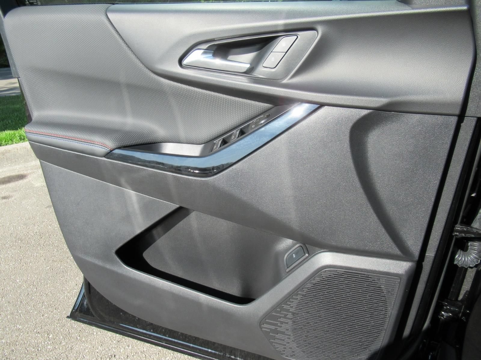 Used 2026 Chevrolet Equinox RS w/ Safety and Technology Package FWD image 20