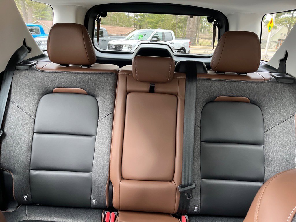 Used 2024 Ford Bronco Sport Outer Banks w/ Tech Package image 16