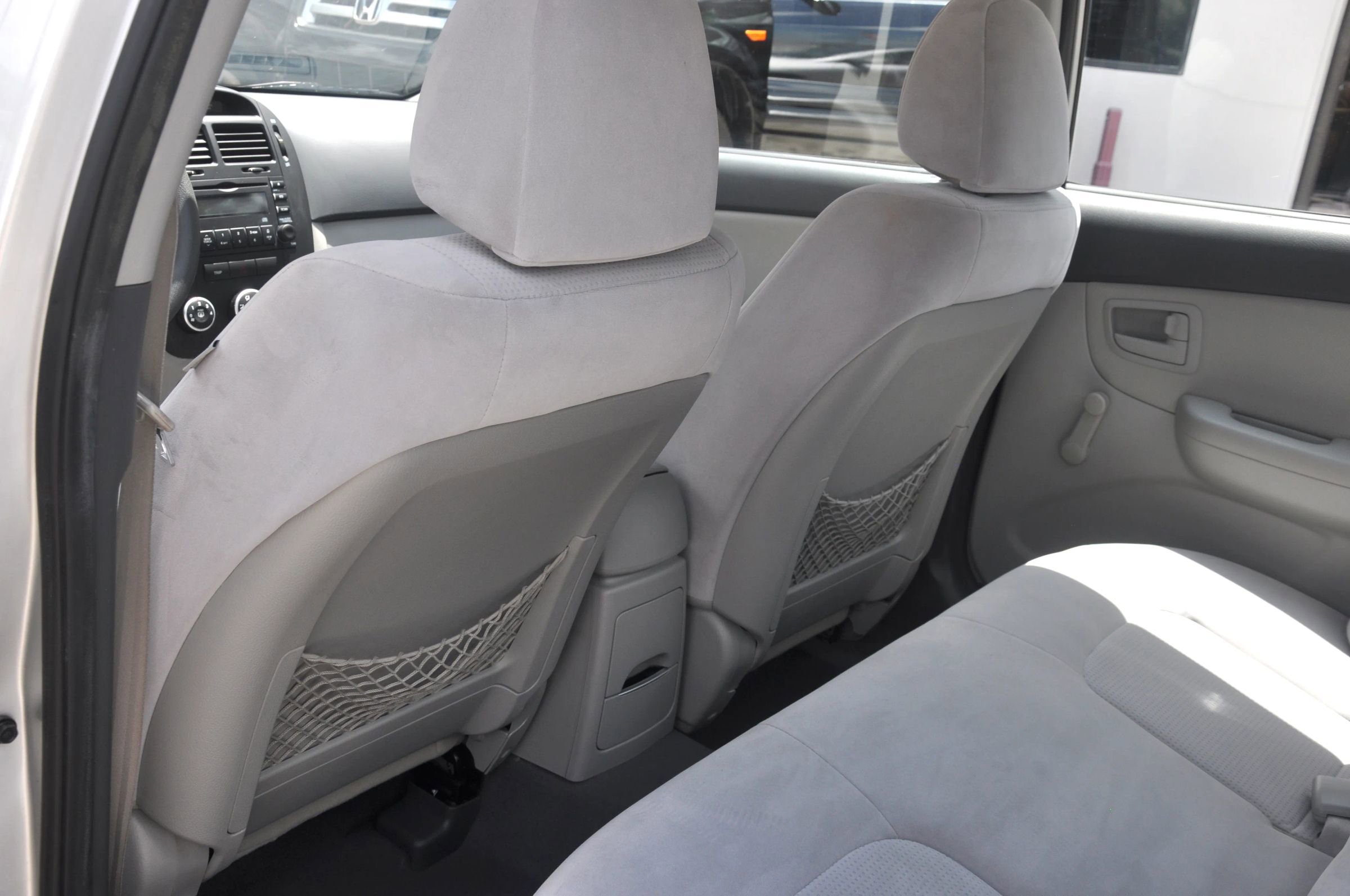 Used 2009 Kia Spectra LX FWD image 12