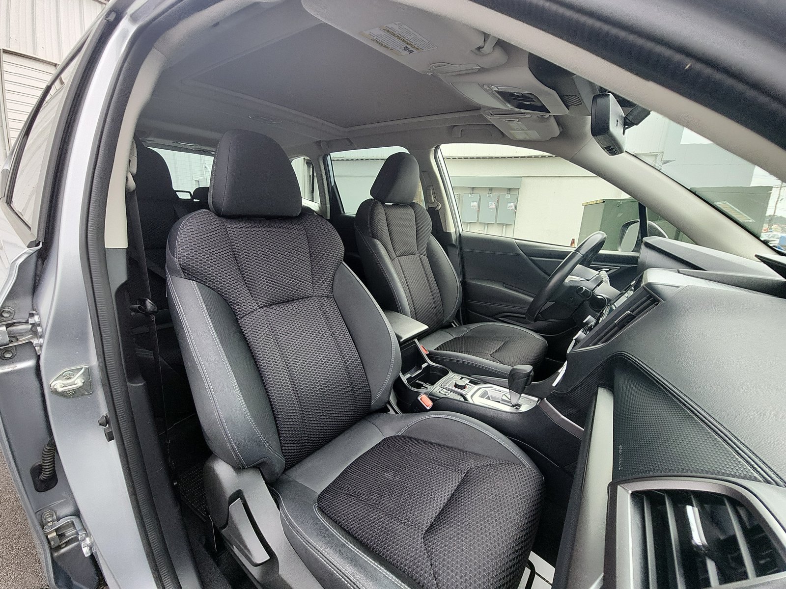 Used 2023 Subaru Forester Premium AWD/4WD image 24