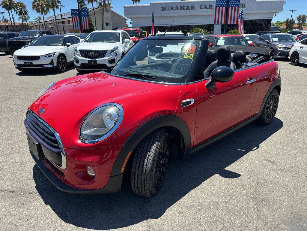 Used 2019 MINI Cooper Convertible image 11